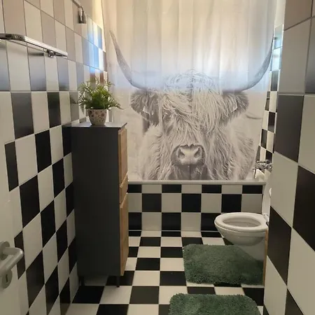 2 Apartment *