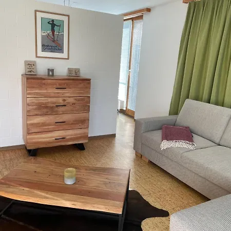 2 Apartment *